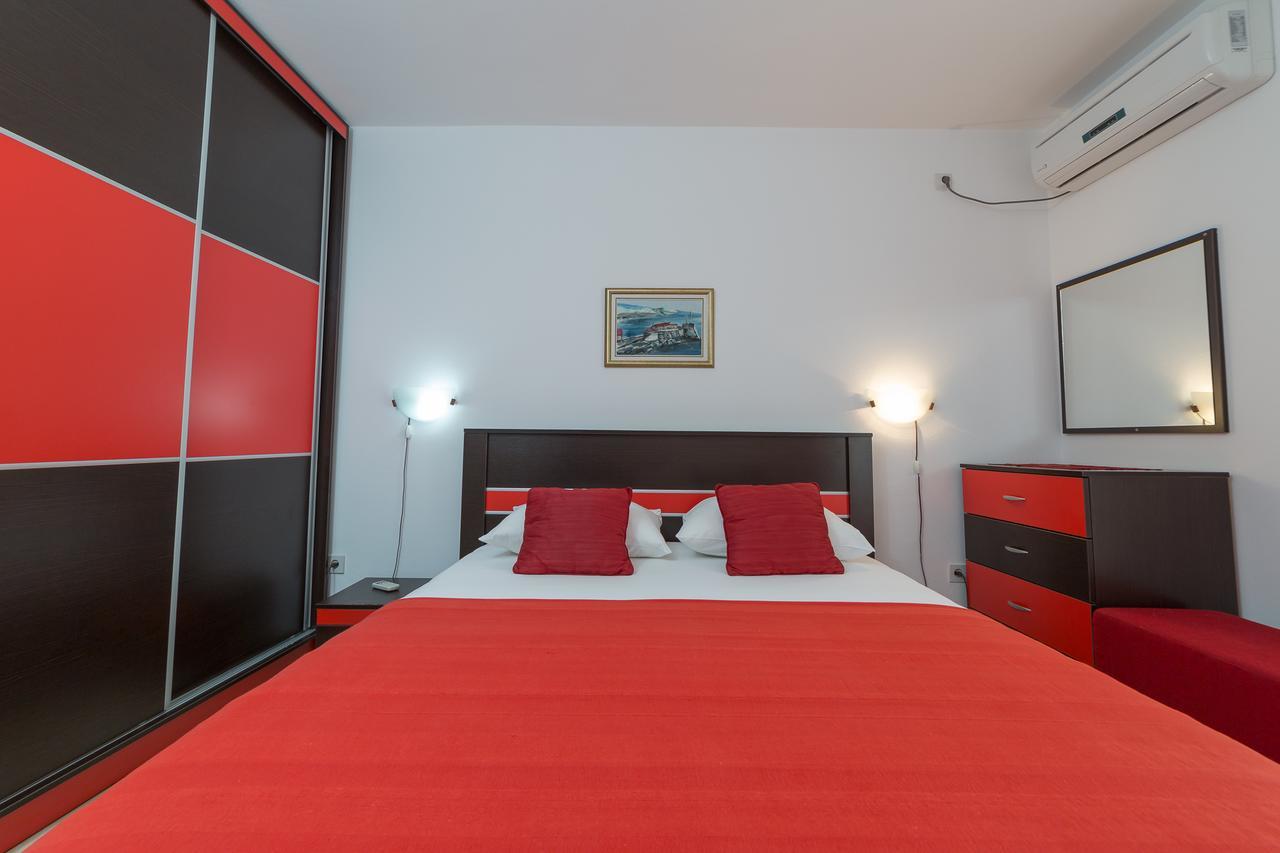 Sofija Apartments Sveti Stefan Exteriör bild