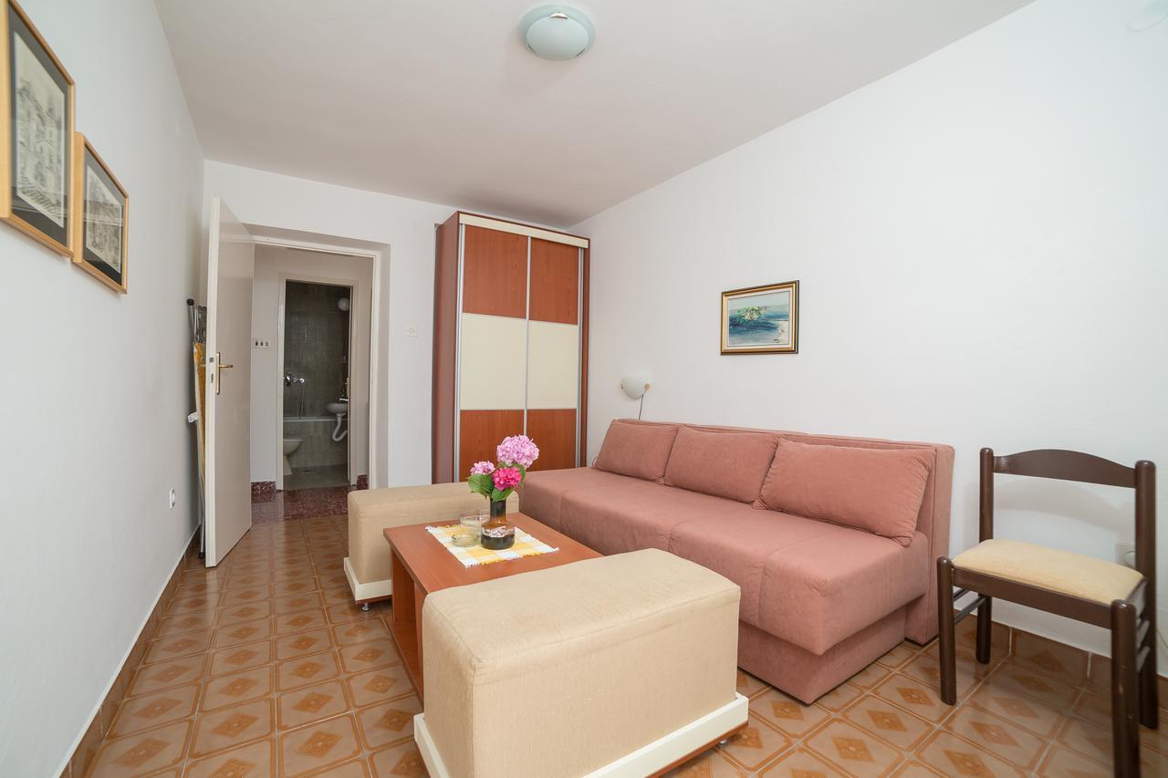 Sofija Apartments Sveti Stefan Exteriör bild